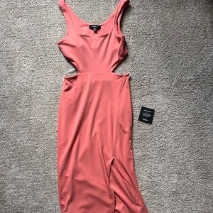 Lulus Cut Out MIDI dress A NWT